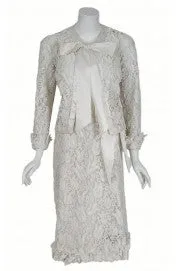 1971 Chanel Haute Couture White Tulip Novelty Lace & Satin Party Dress Ensemble