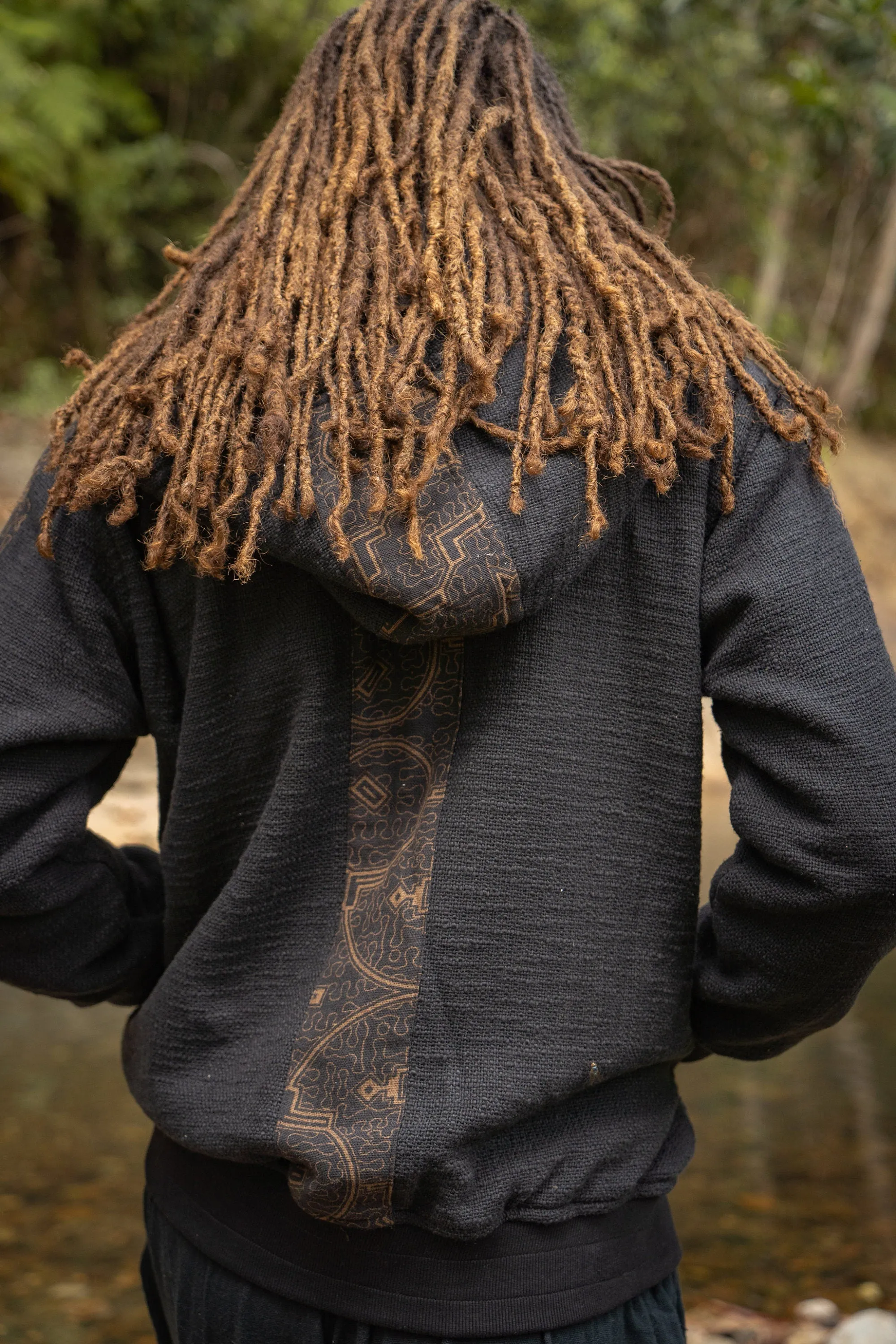 AYABO Black Hooded Jacket Thick Fleece Warm Zipped Jumper Pullover Shipibo Pattern Pockets Thumb Glove Festival Tribal Gypsy Ceremony AJJAYA