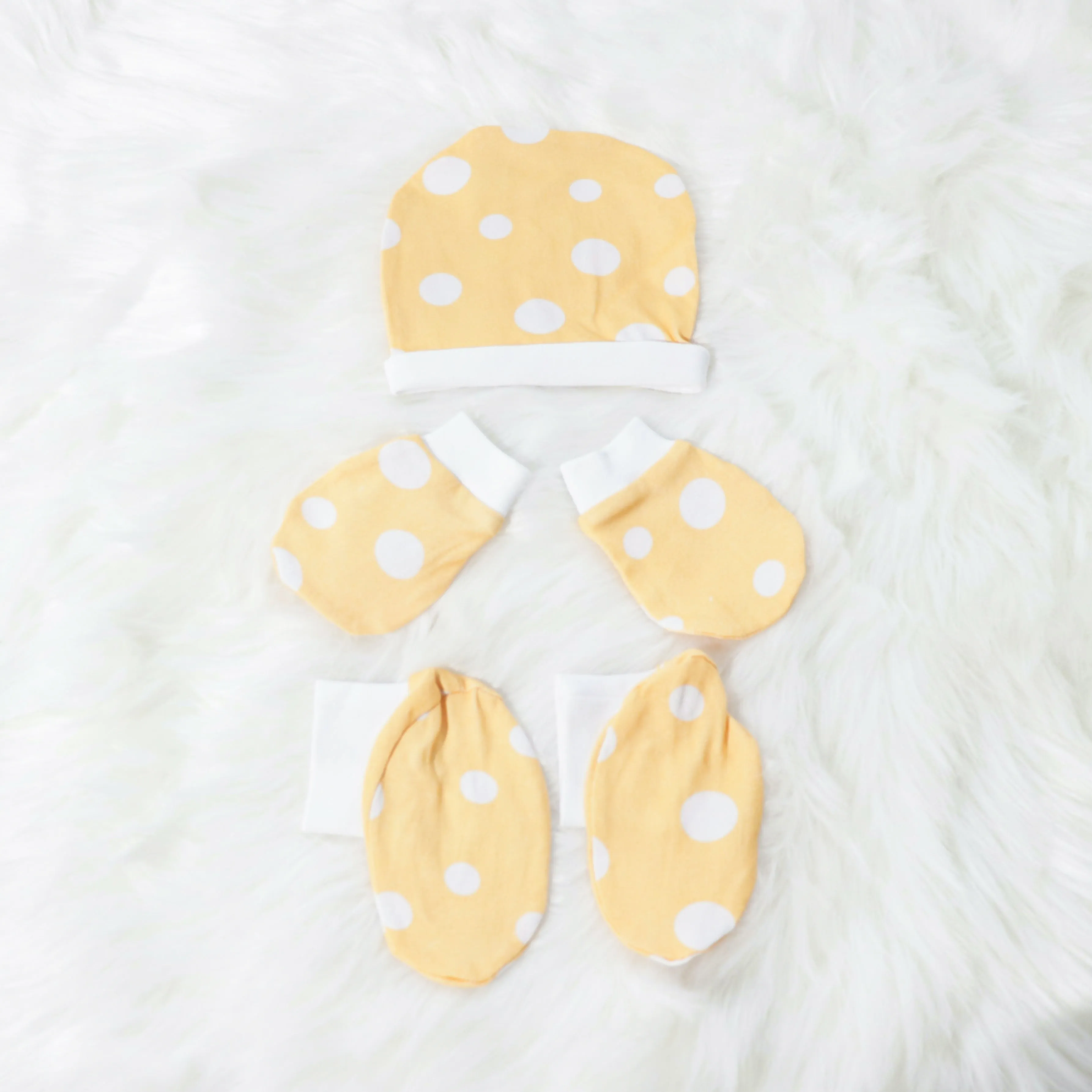 Cute Polka - Newborn Everyday Gift Bundle